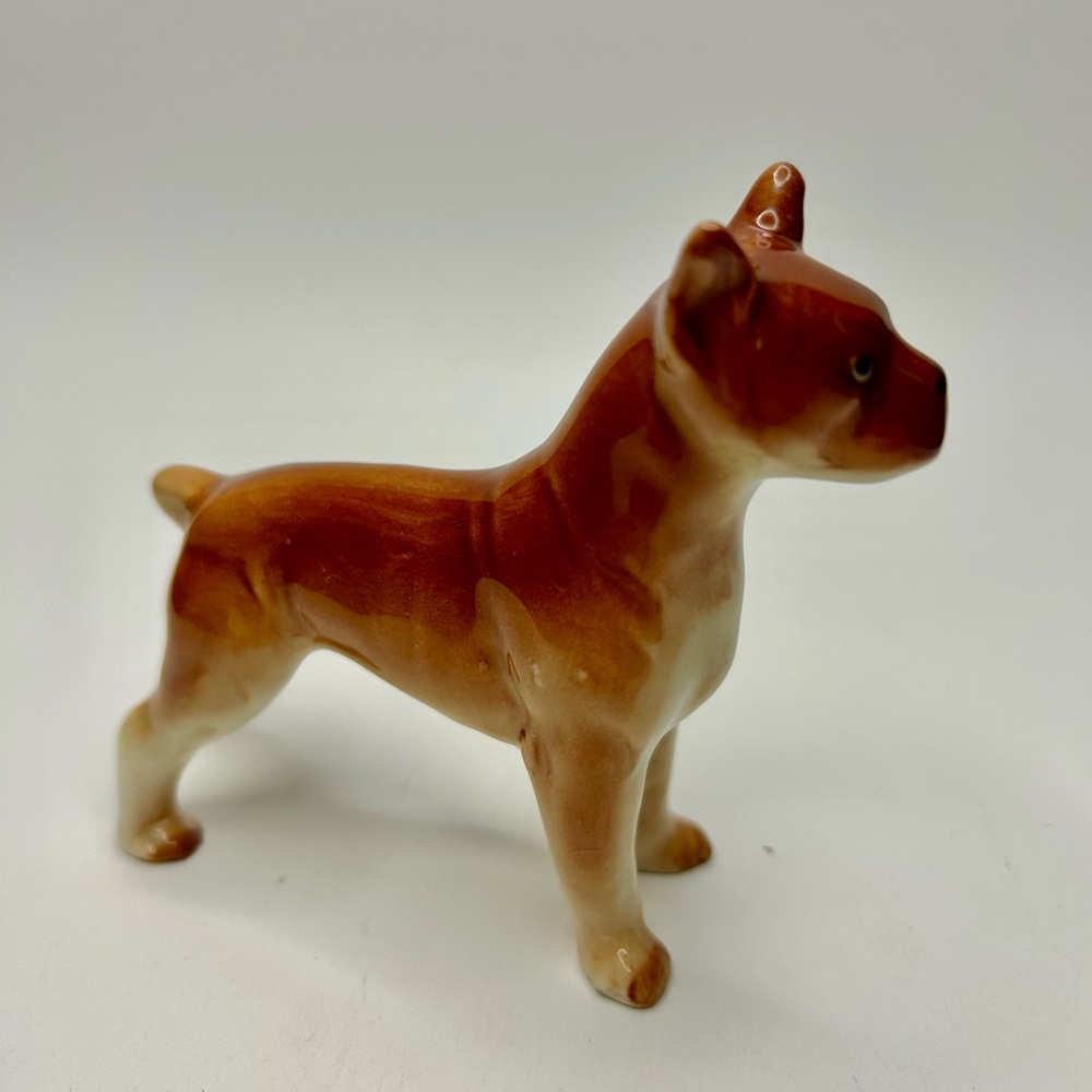 Vintage mid century boxer dog Figurine - Brown and Cream Japan